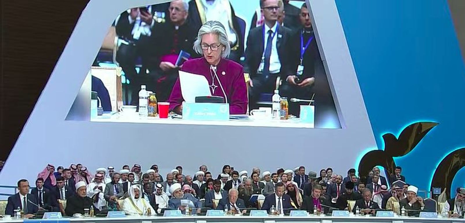 Lectura del comunicado final del Congreso de Líderes Religiosos de Kazajistán