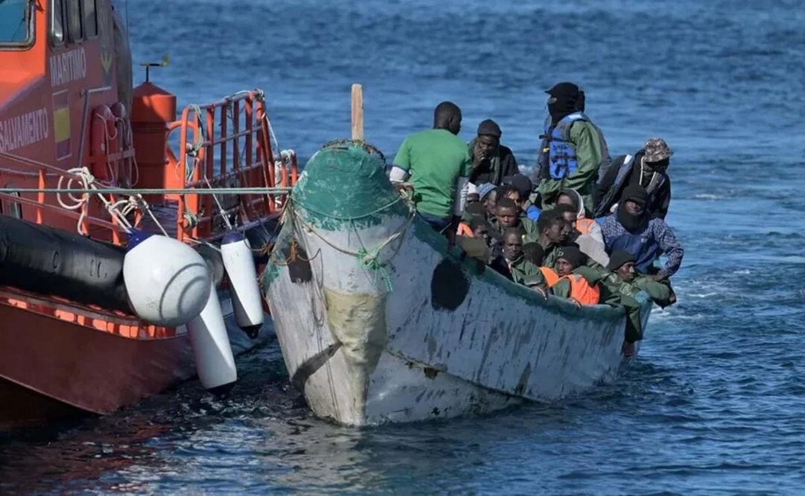Rescate de migrantes a la deriva en el Atlántico