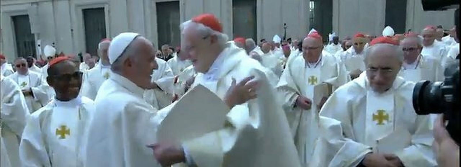 El Papa, con el cardenal Amigo