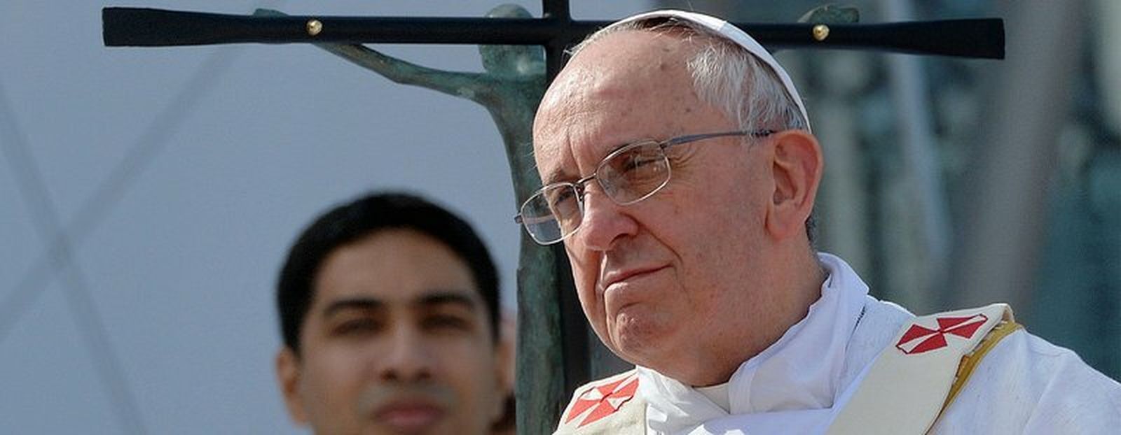 Francisco, sobre Colombia