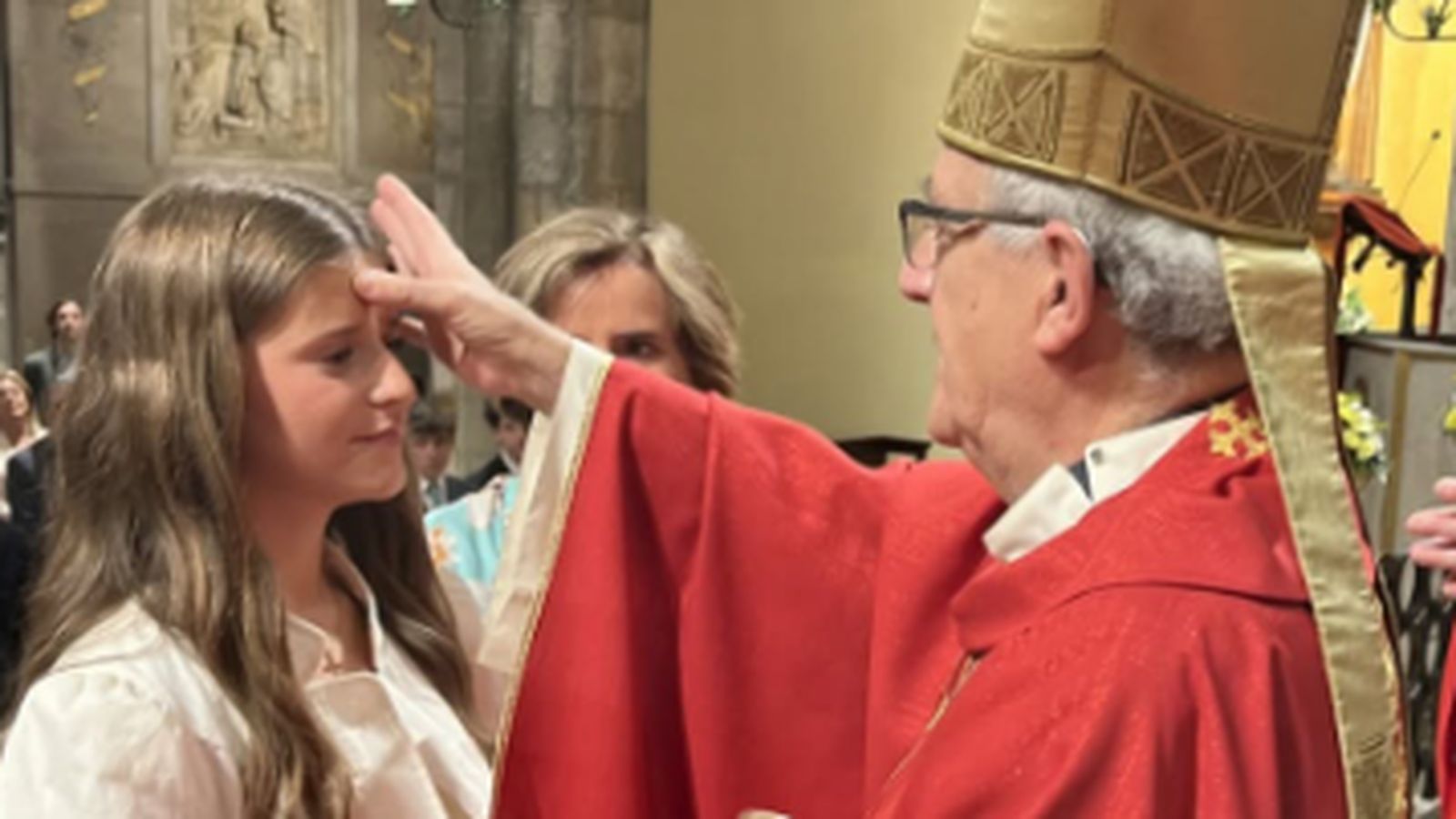 "Me encuentro muy bien con los jóvenes de la diócesis, y ellos conmigo", señala el obispo Cristau.