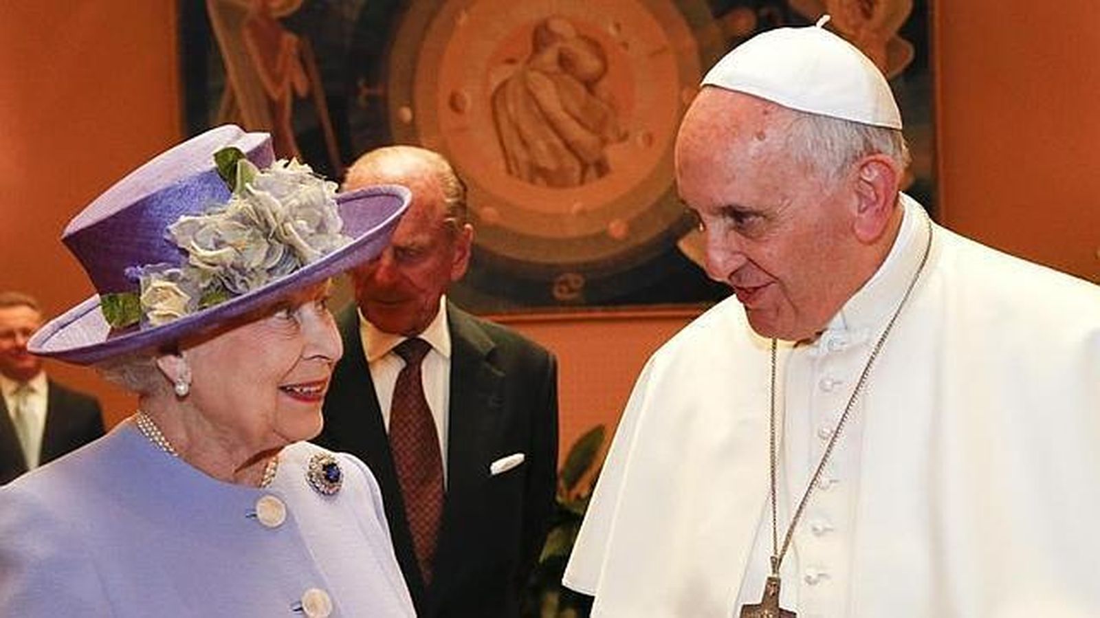 El Papa, con Isabel II
