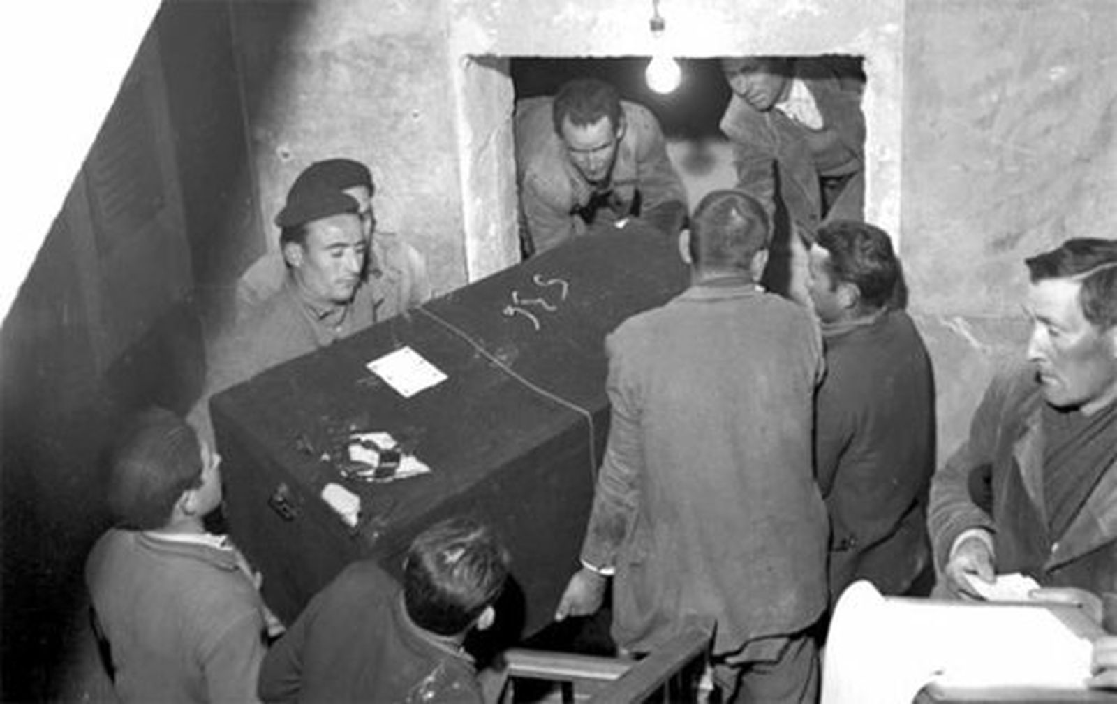 Exhumación de restos del Valle de los Caídos