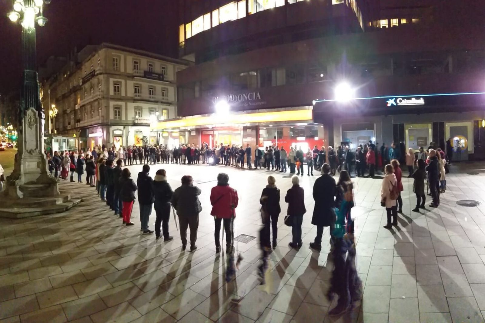 'Círculo de Silencio' en Vigo, España