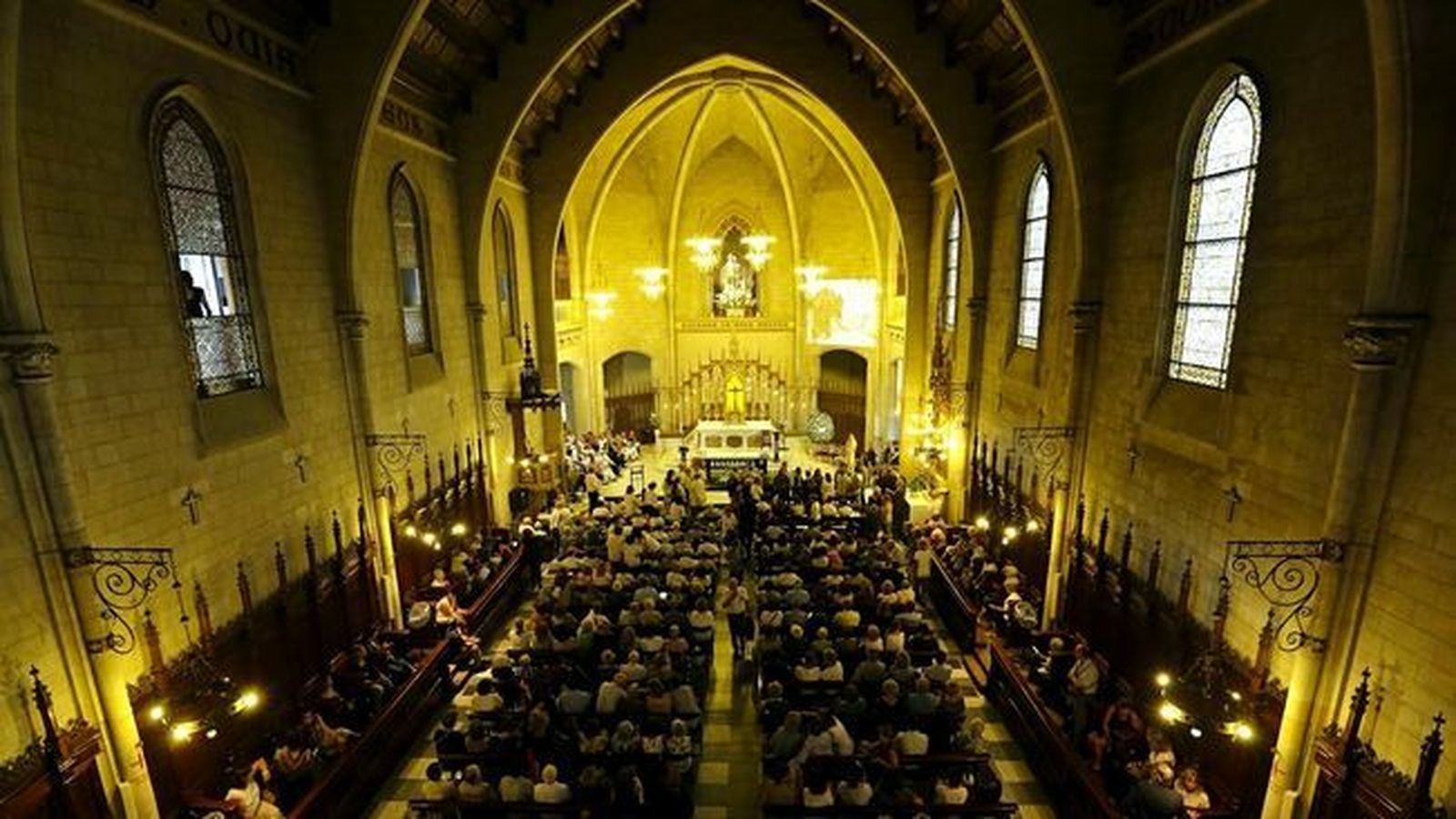 Funeral por Isa Solá