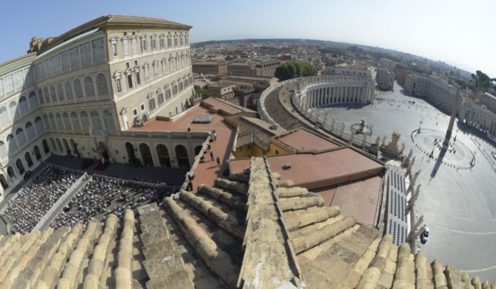 Audiencia papal, a la ezquierda San Dámaso