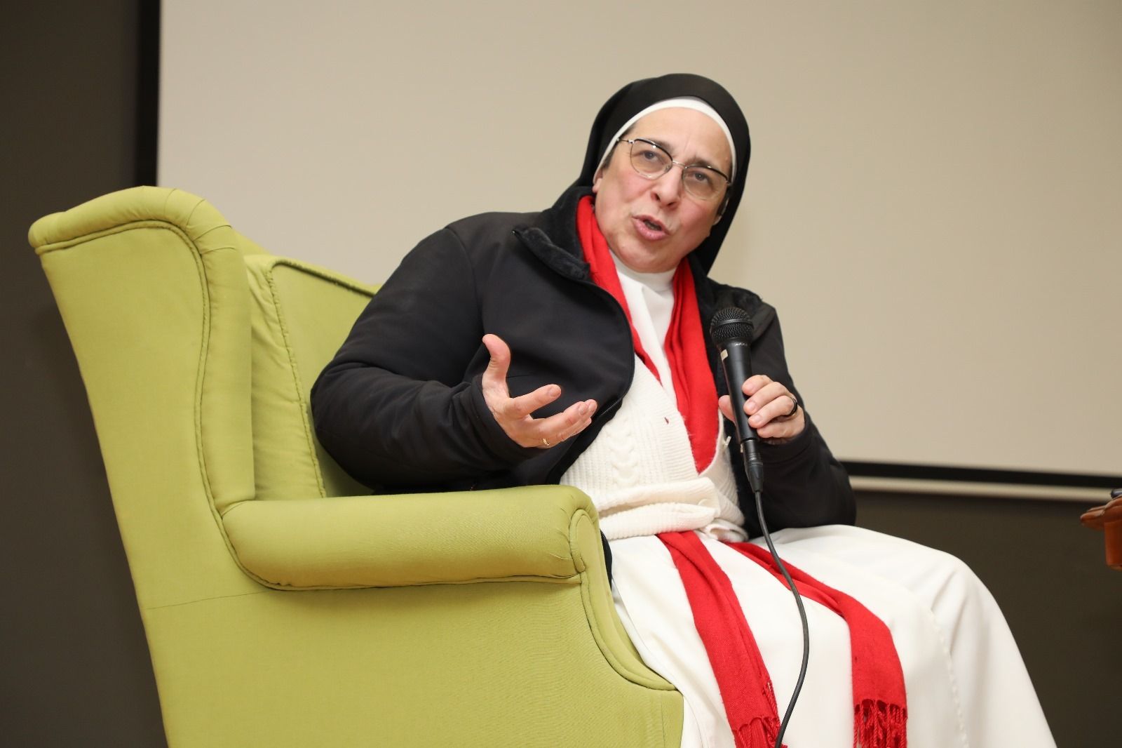 Sor Lucía Caram: “Soy más creyente desde que estoy tocando el dolor de la gente”