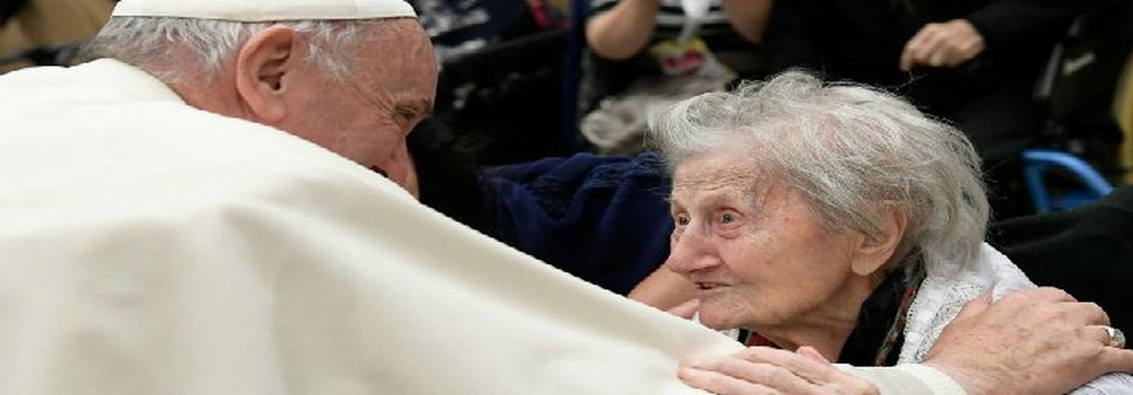 El Papa Francisco y los ancianos