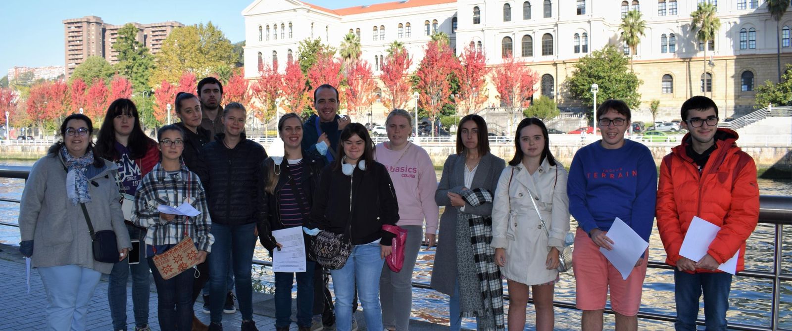 Deusto lanza la segunda promoción de su título para personas con discapacidad intelectual