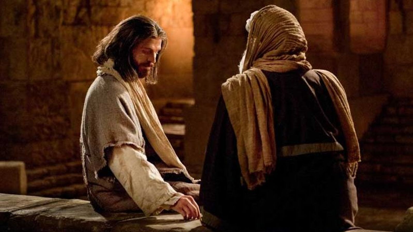 Mirar a Jesús para estar en la luz y actuar en coherencia con su praxis