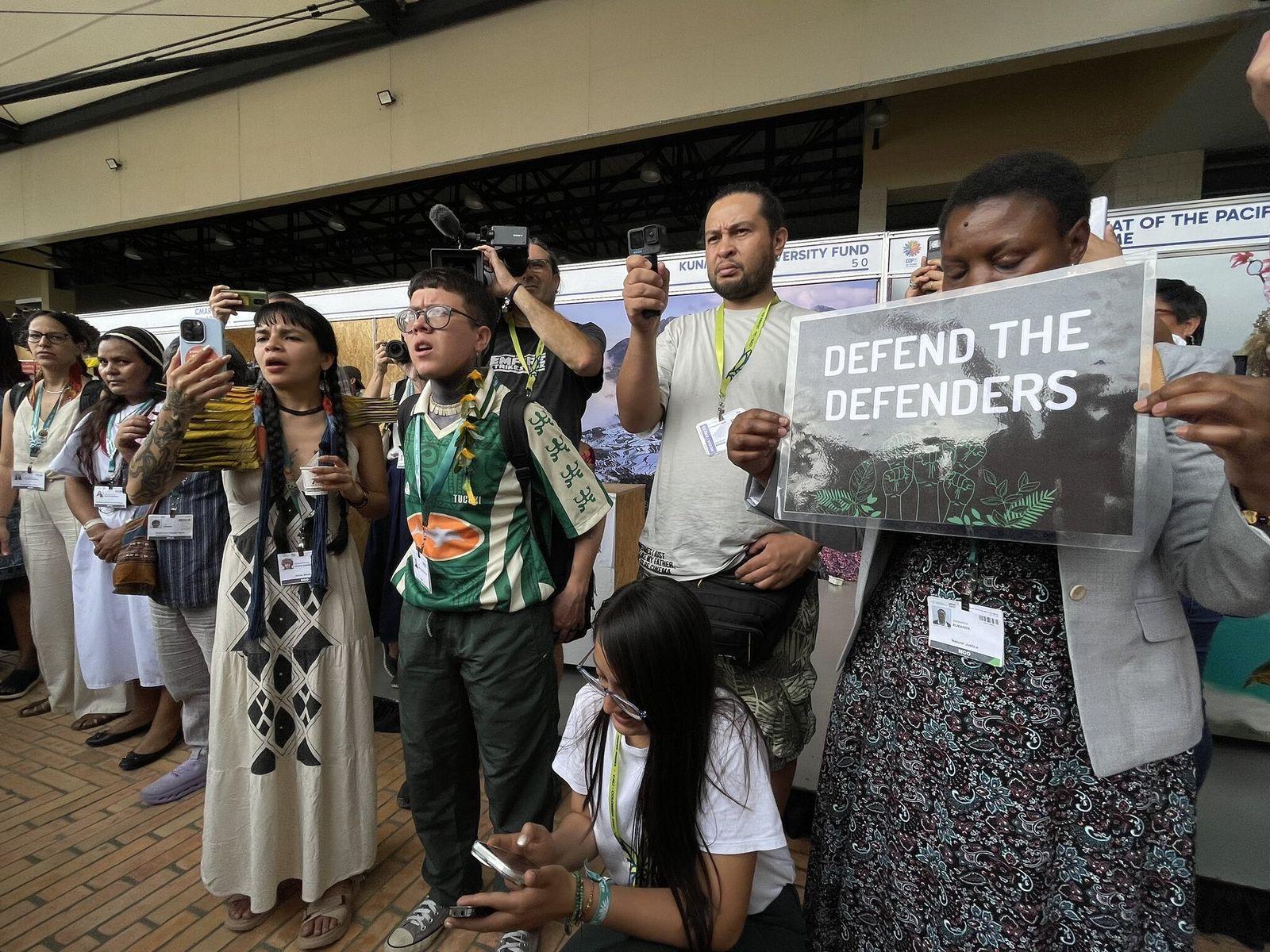 Defend the defenders. Protestas COp16