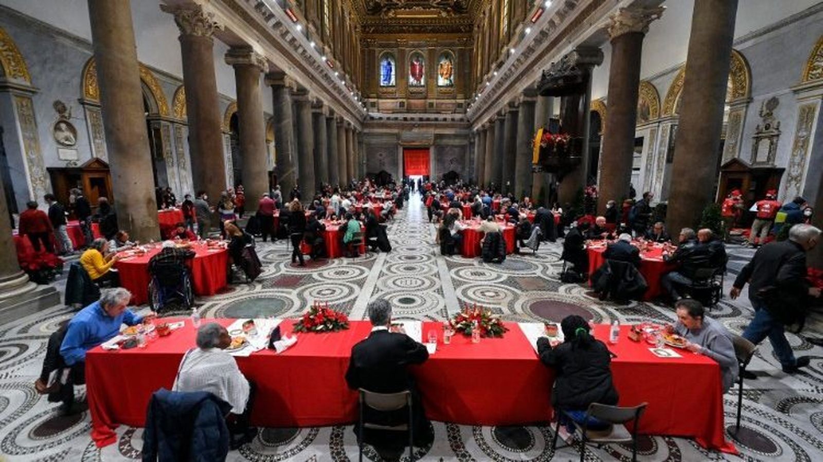 Almuerzo de Navidad en Santa María del Trastevere