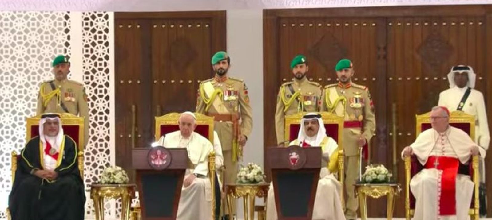 El Papa, durante su primer discurso oficial en Bahrein