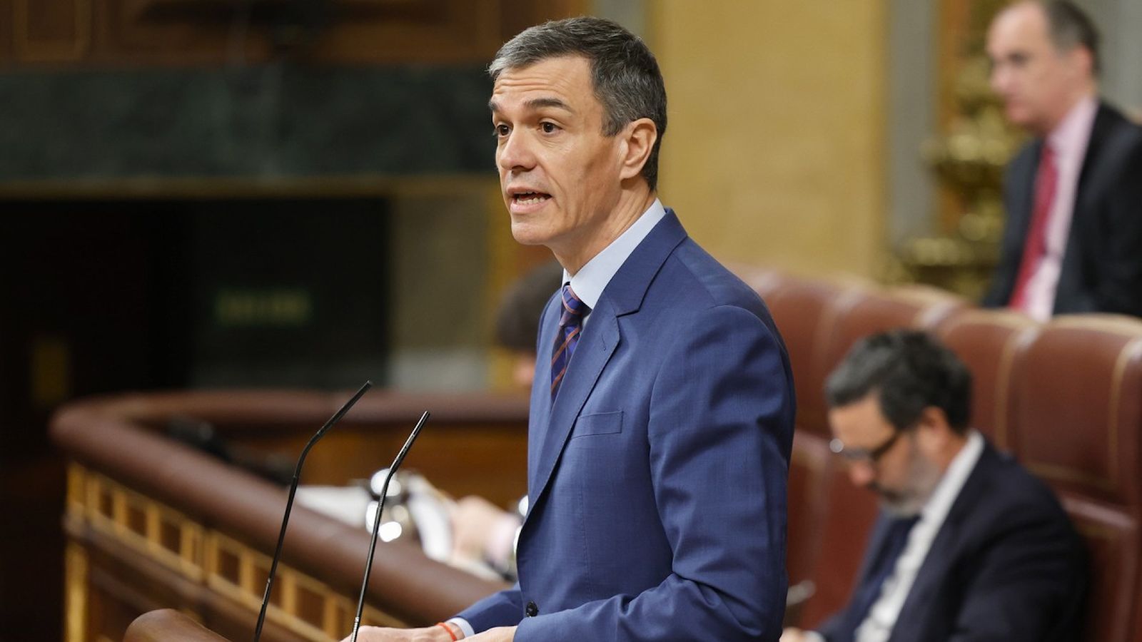 Pedro Sánchez: "Yo no escucho a VOX y al PP decir que el Papa está con los ayatolás"