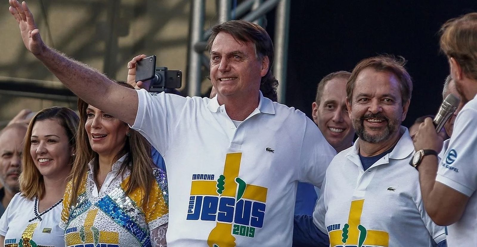 Bolsonaro, con evangélicos