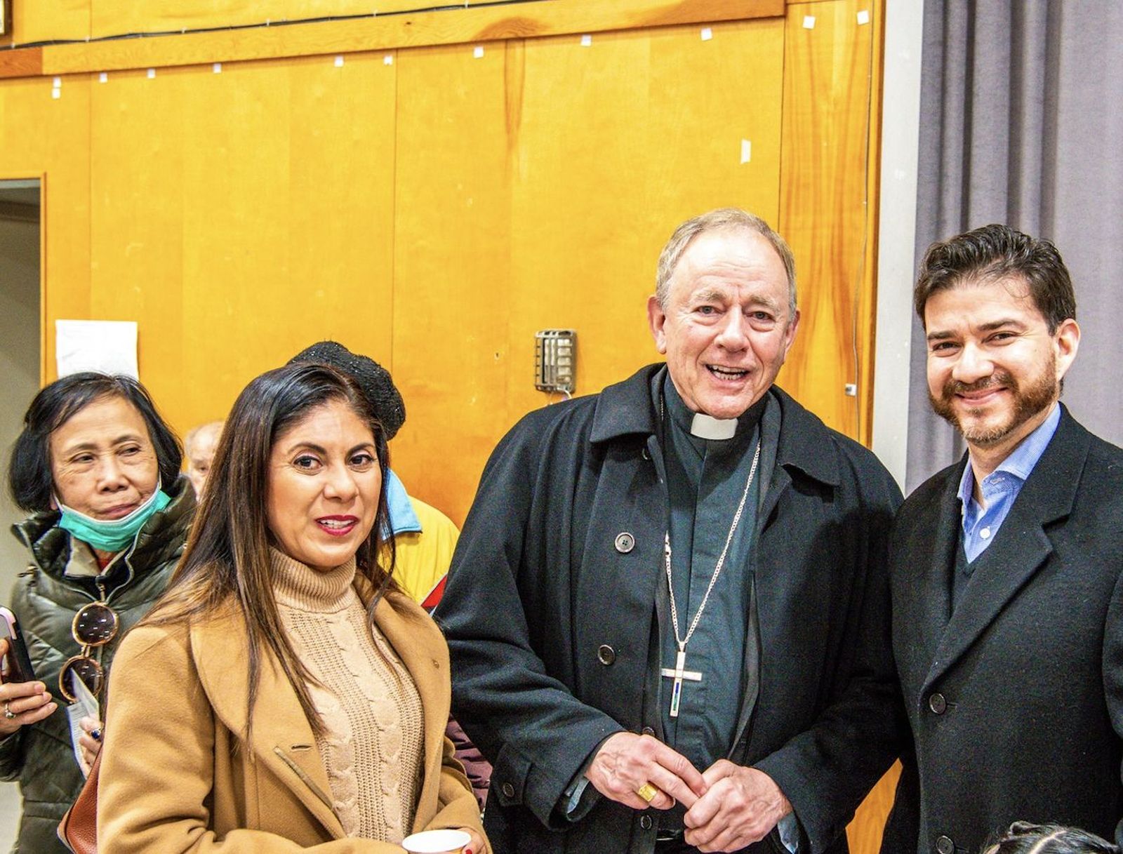 El arzobispo de Vancouver J. Michael Miller