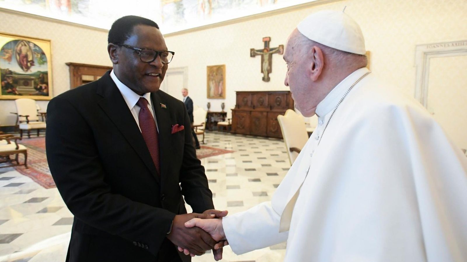El Papa, con el presidente de Malawi