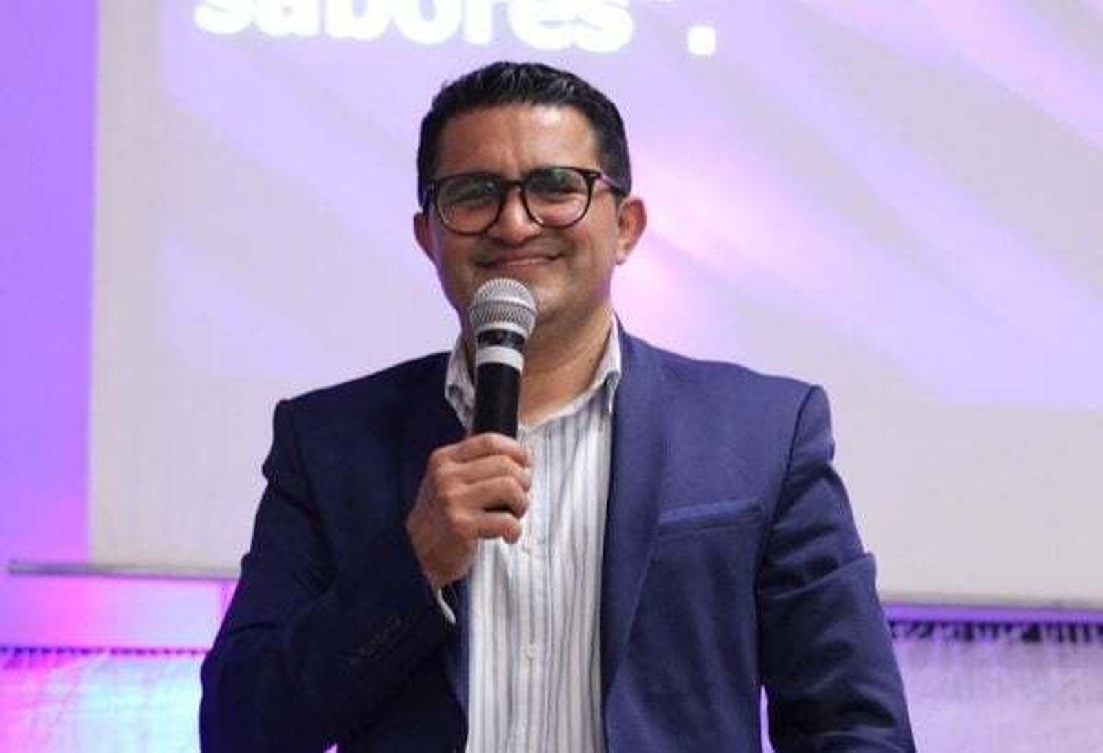 El pastor Jimmy Martin