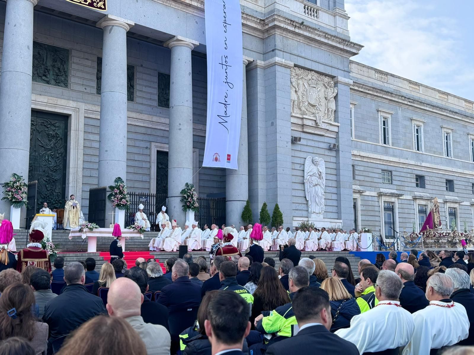 Homilía de Cobo en La Almudena