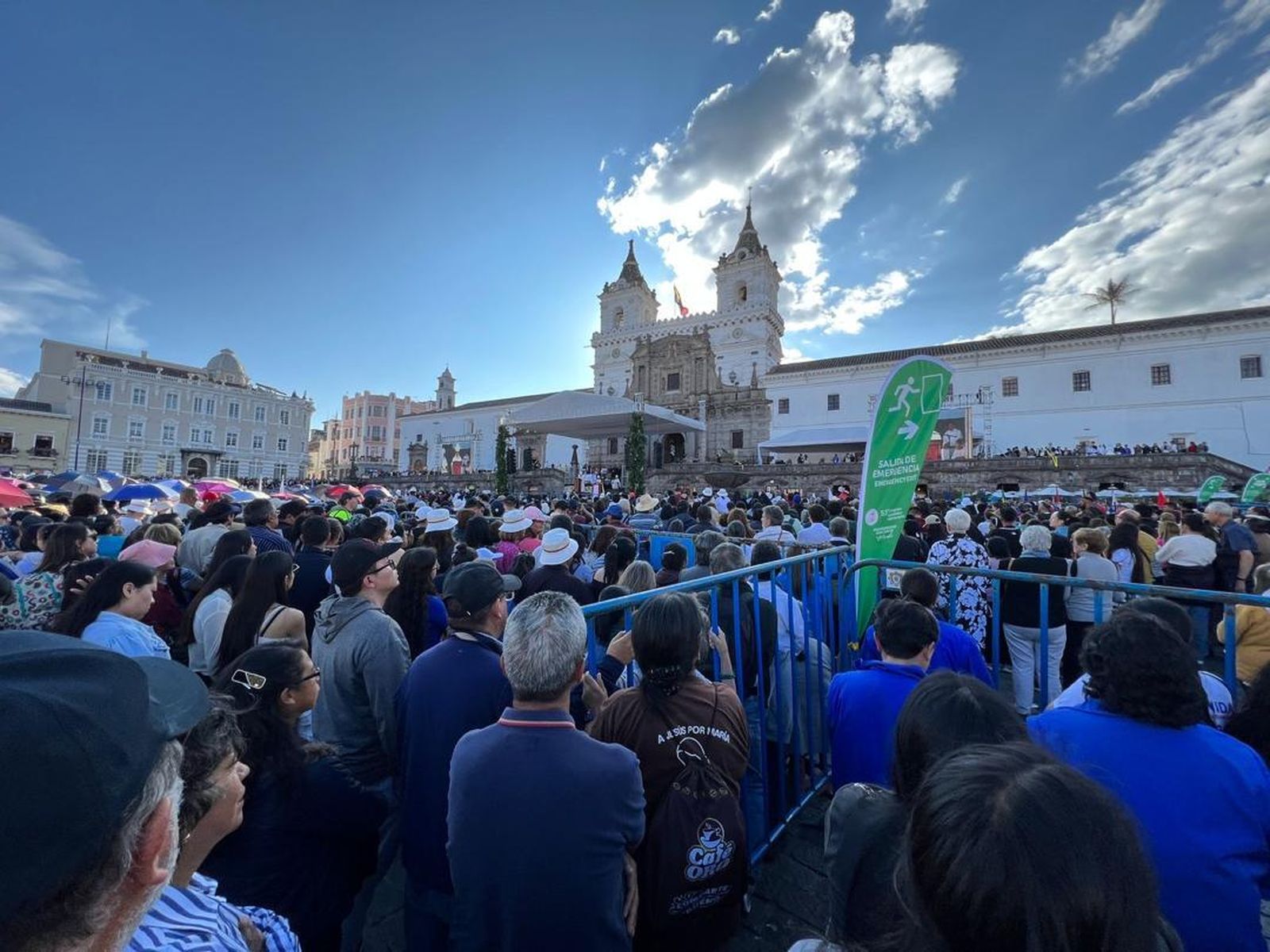 Los habitantes de Quito, participando en el 53 Congreso Eucarístico Internacional