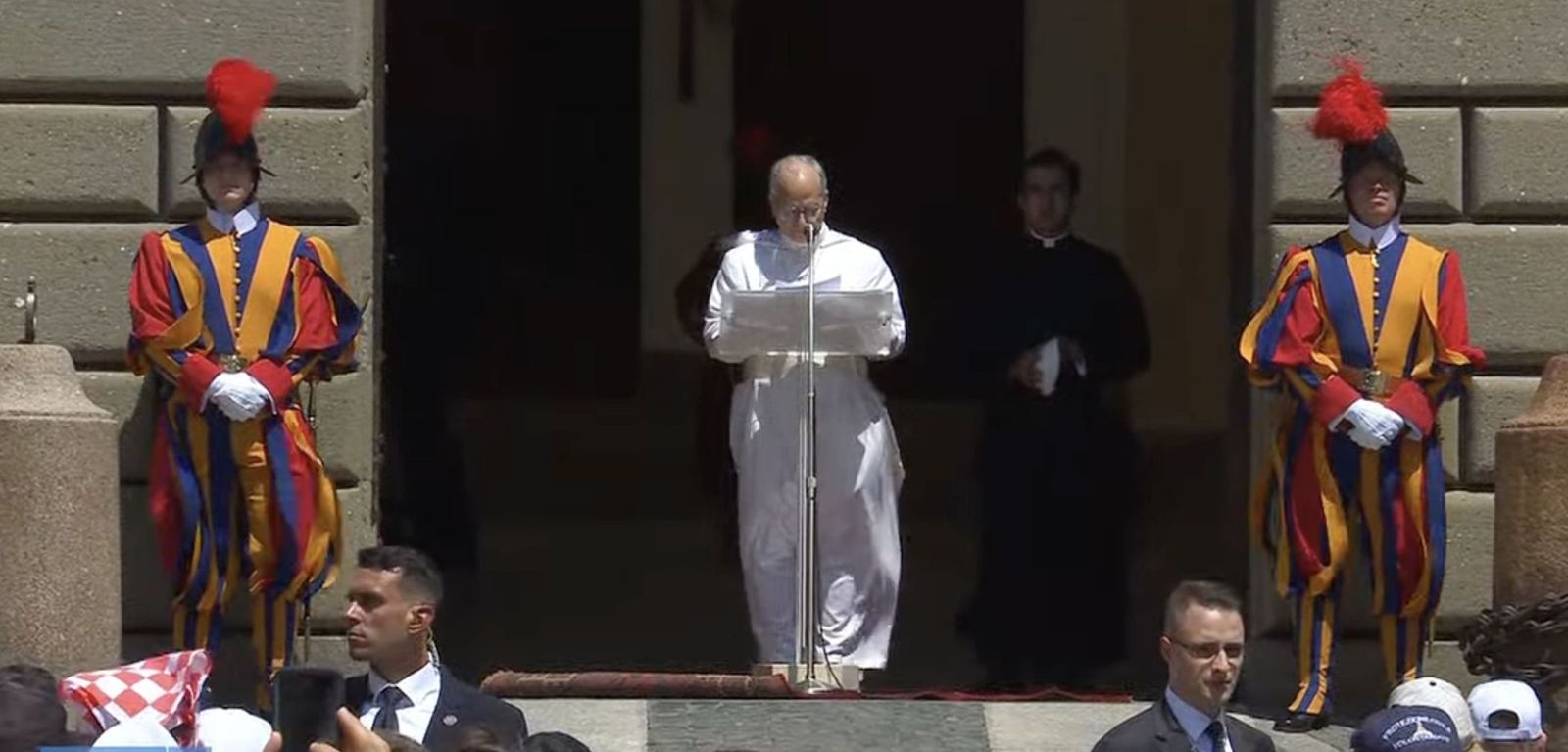 El Papa desde Castel Gandolfo