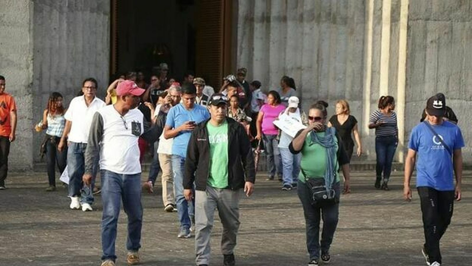 Desalojo de la Catedral de Managua