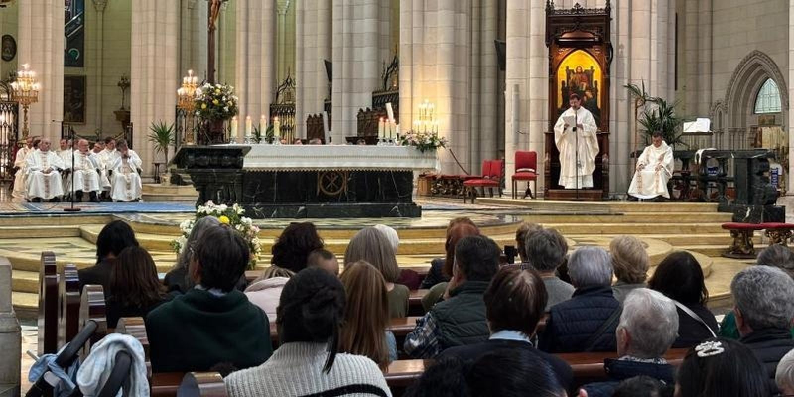 Cobo, en la misa de Acción de Gracias con Cáritas