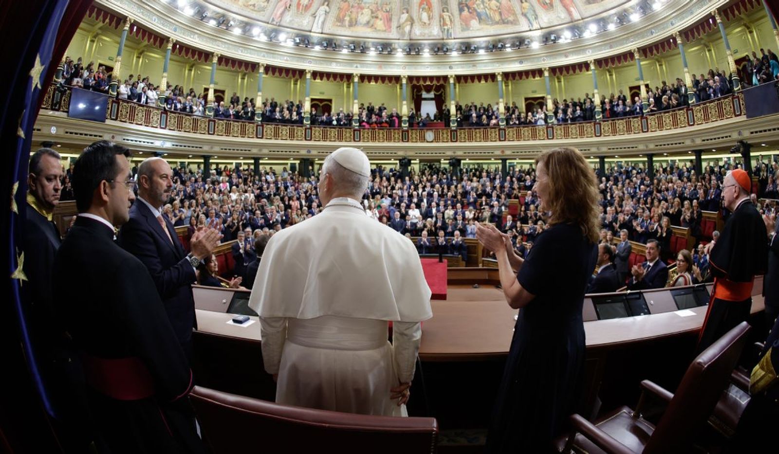 El papa ovacionado en el Congreso