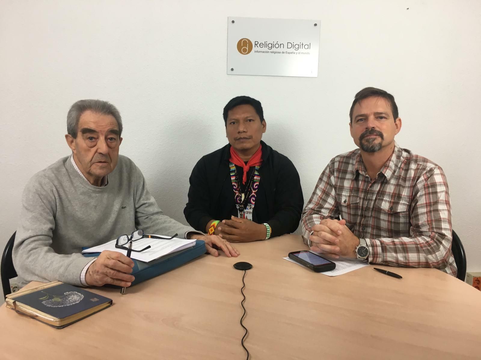 B. Forcano, W. Lucitante, J. Picón