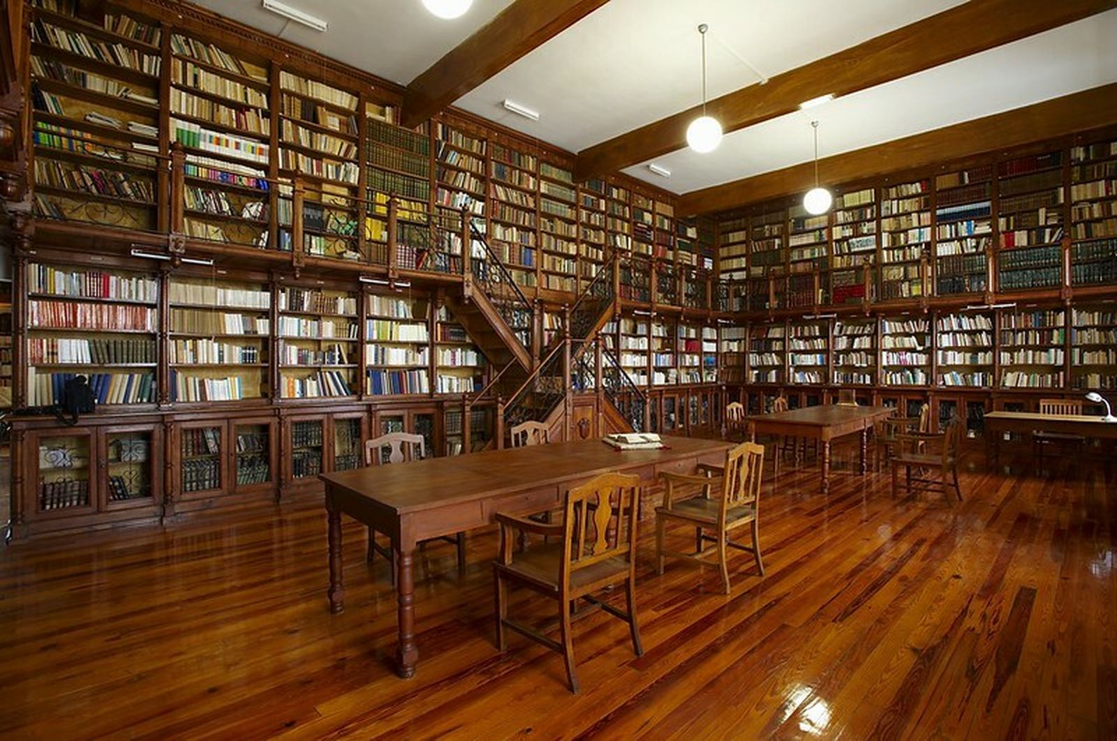 Biblioteca de la Abadía Cisterciense de Cóbreces