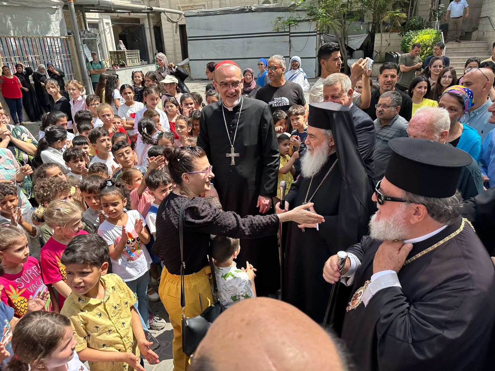 El cardenal Pizzaballa y Teofilo III visitan Gaza