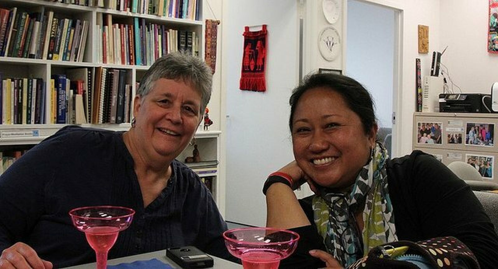 Hunt, con Rachel Bundang