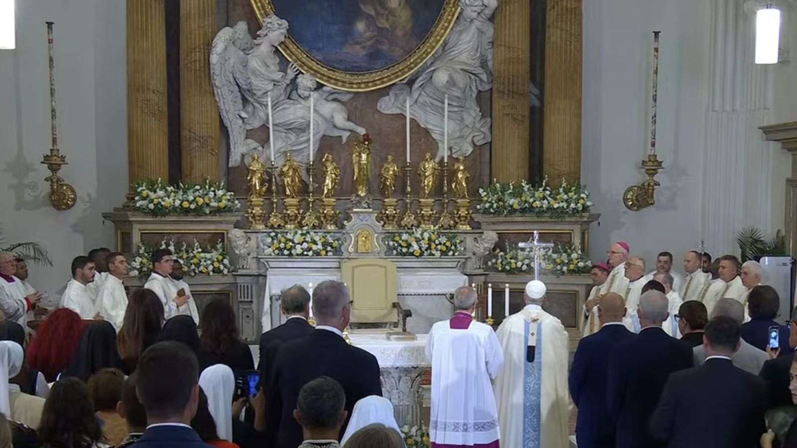 El Papa, en la festividad de la Asunción
