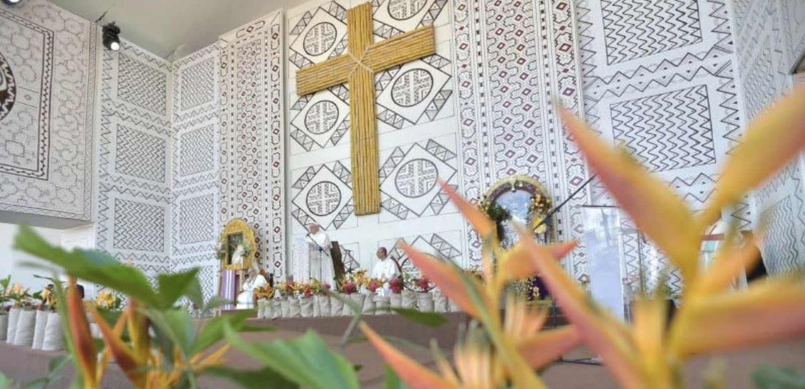 Francisco vista el instituto Jorge Basadre Grohmann