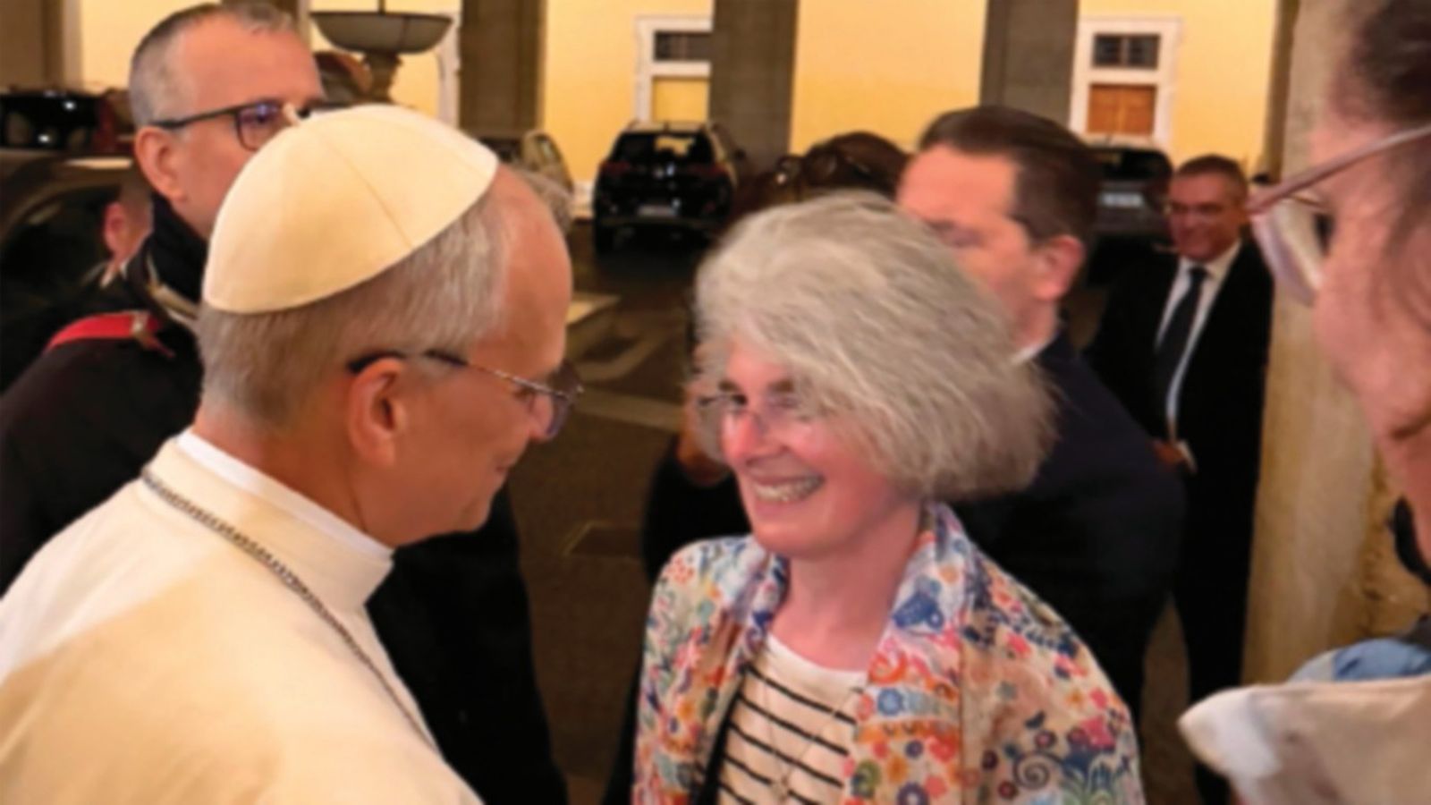 Leon XIV y Nathalie Becquart