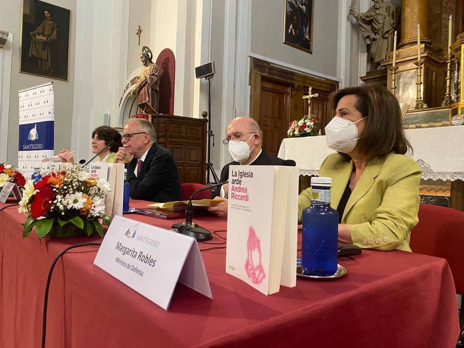 Robles, Osoro, Riccardi y Espigares, durante la presentación