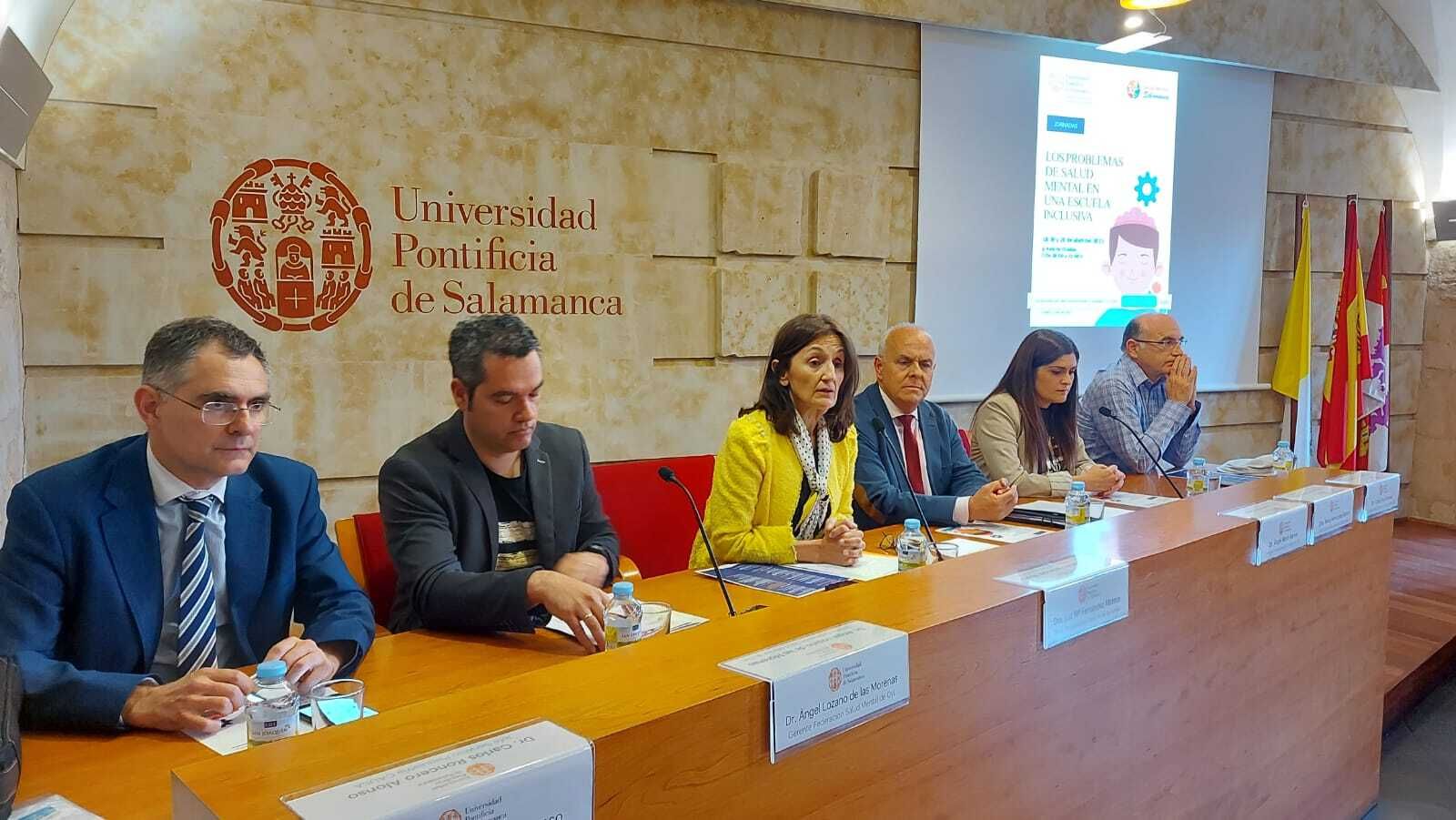 De izquierda a derecha: Carlos Roncero, Ángel Lozano, Luz Mª Fernández, Ángel Morín, María Hernández y Carlos Imaz