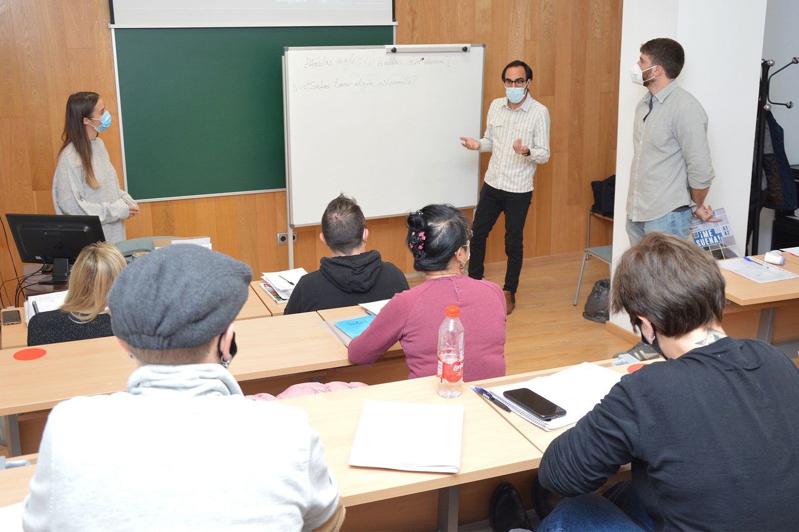 Enseñanza de español a inmigrantes