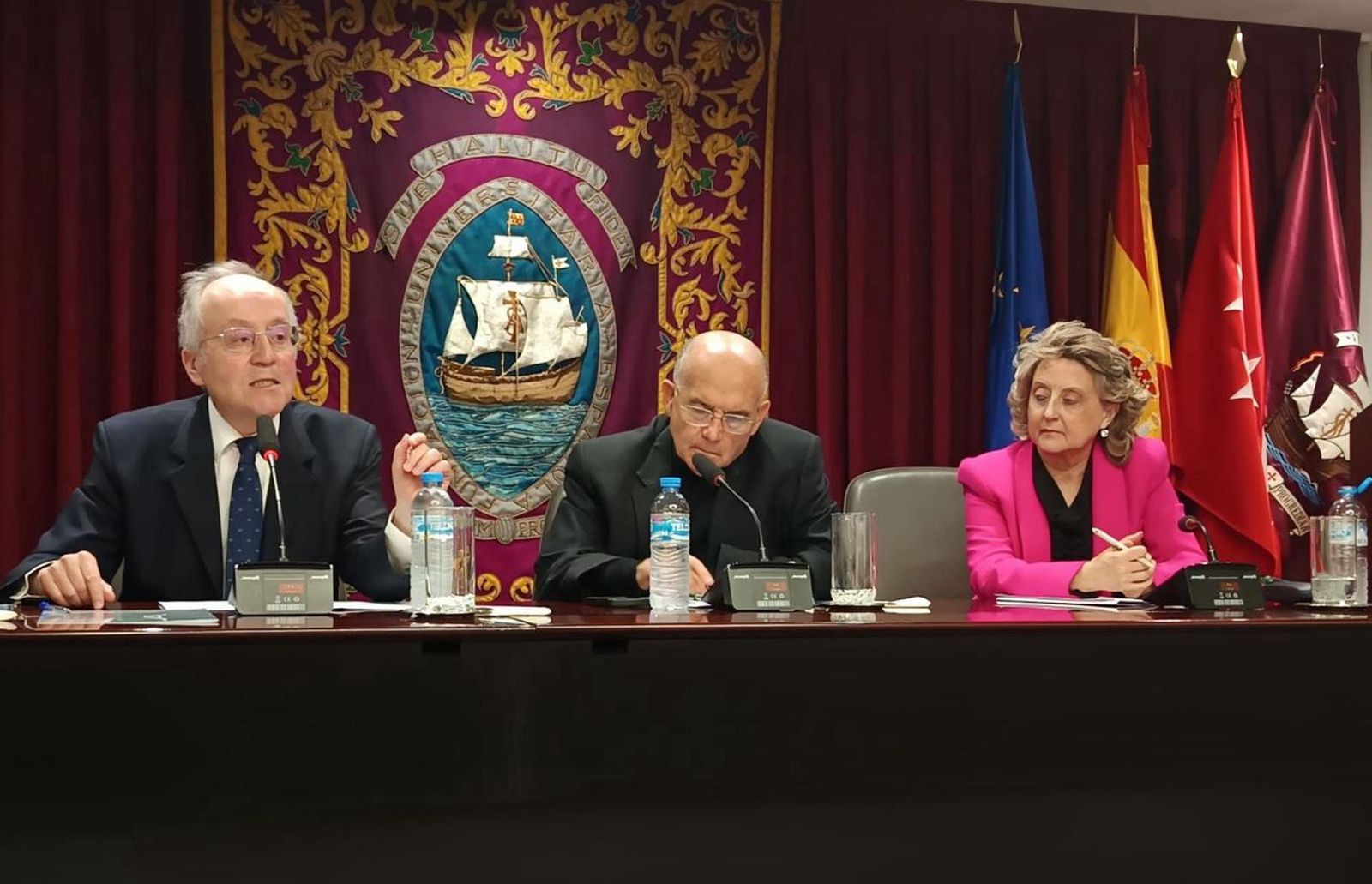 Congreso 'La Transición Democrática Española 1975-1982' en la UCV