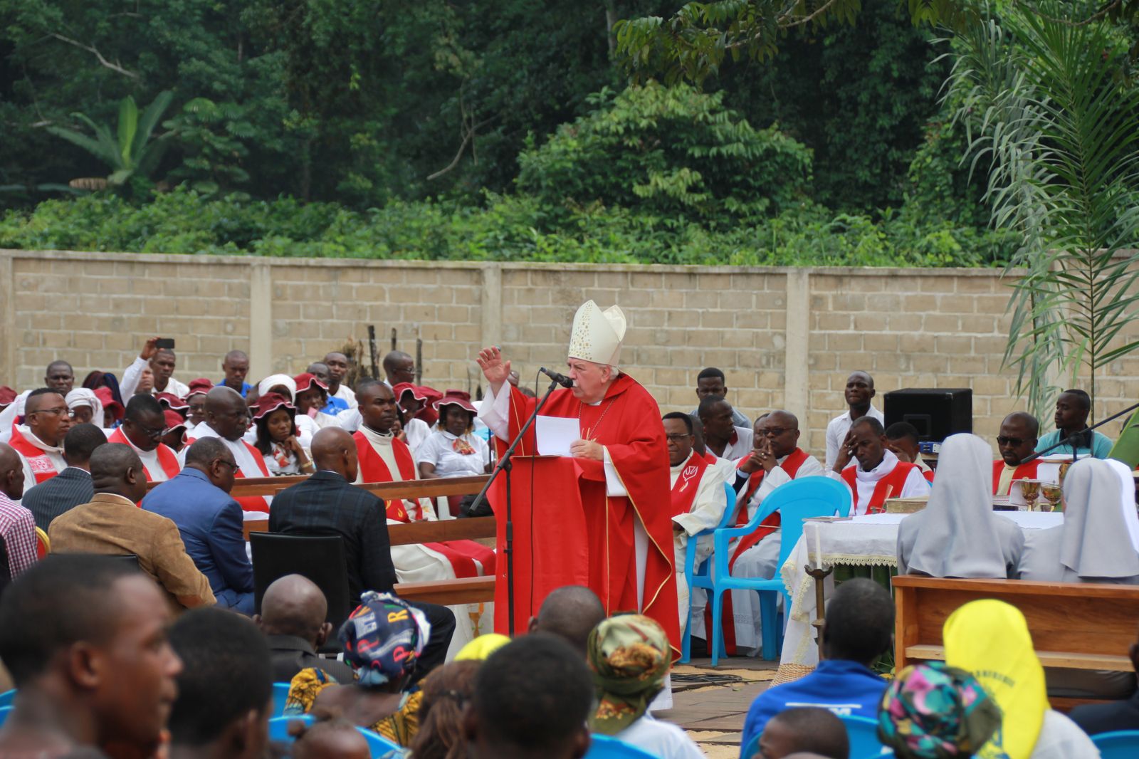 Monseñor Miguel Ángel Olaverri, misionero salesiano y arzobispo de Punta Negra (Congo-Brazzaville)