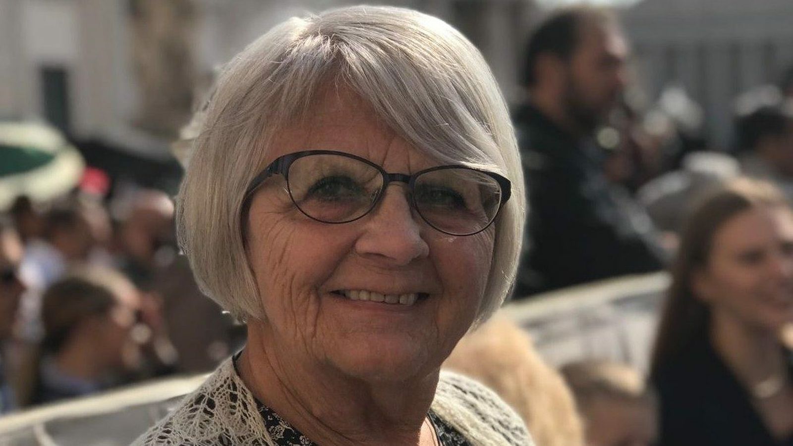 Elise Lindqvist, en la audiencia del Papa en mayo