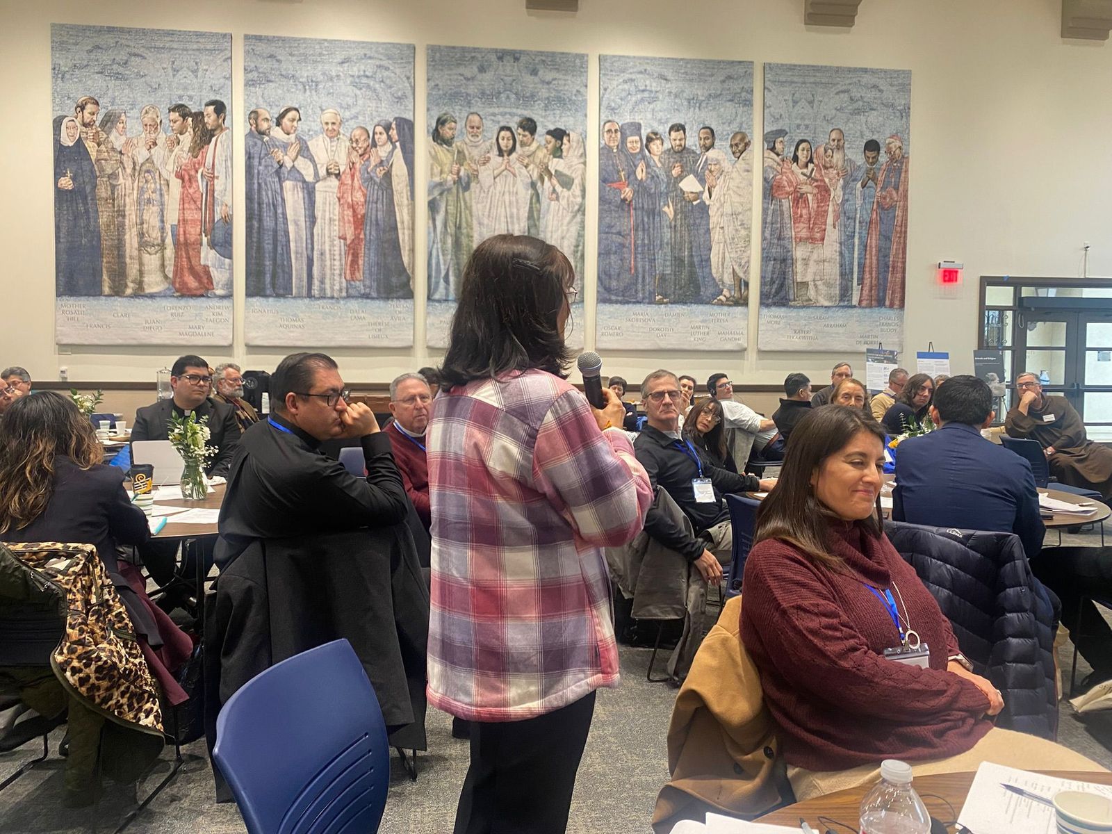 Consuelo Vélez, durante su intervención