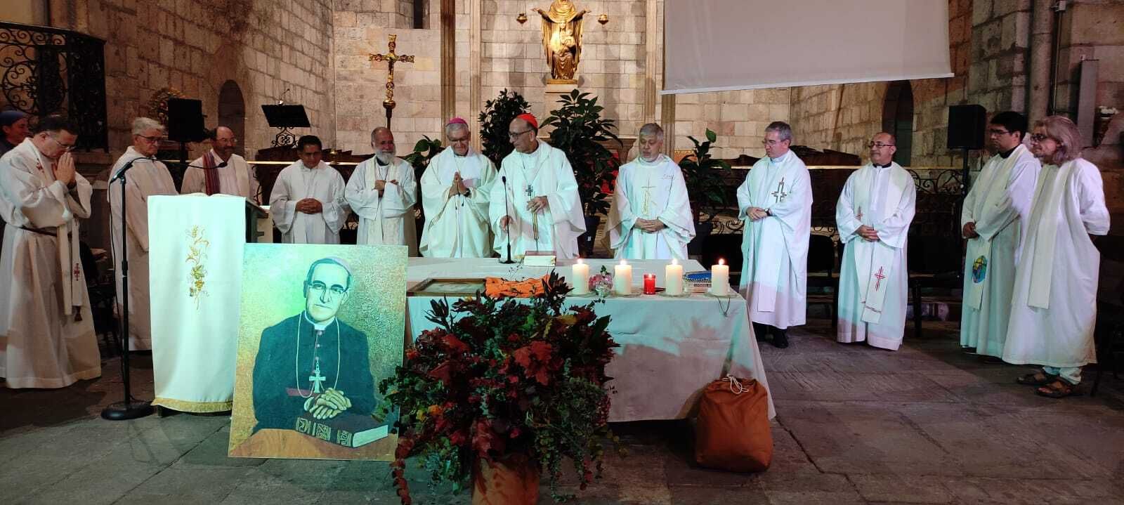 El cardenal Omella, durante la misa en Santa Anna