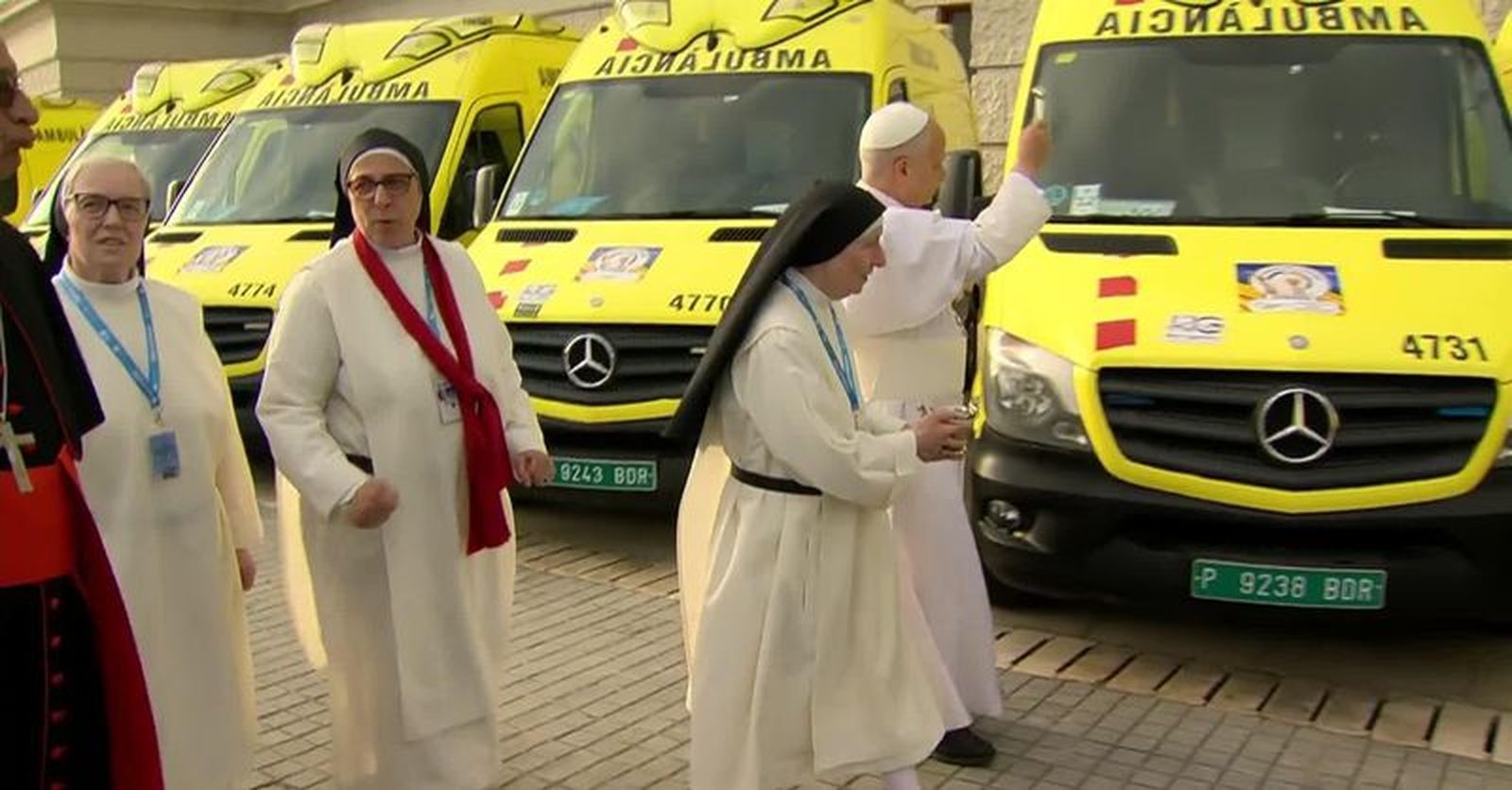 El papa bendijo la caravana de la bondad