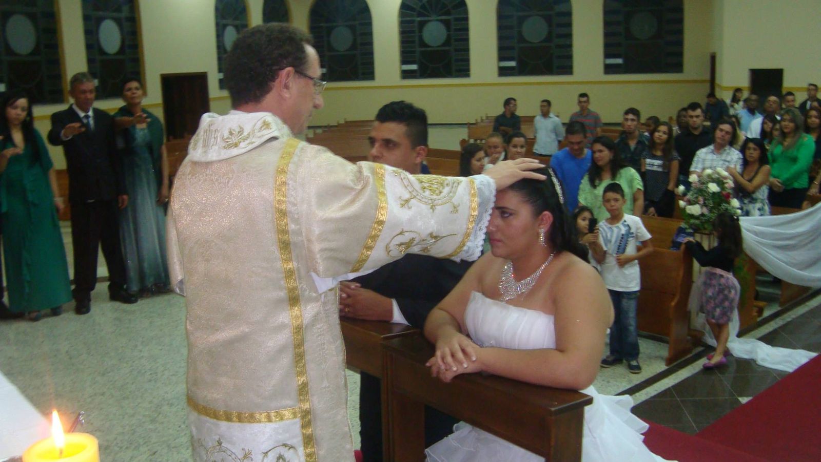 Cuando el diácono casado casa