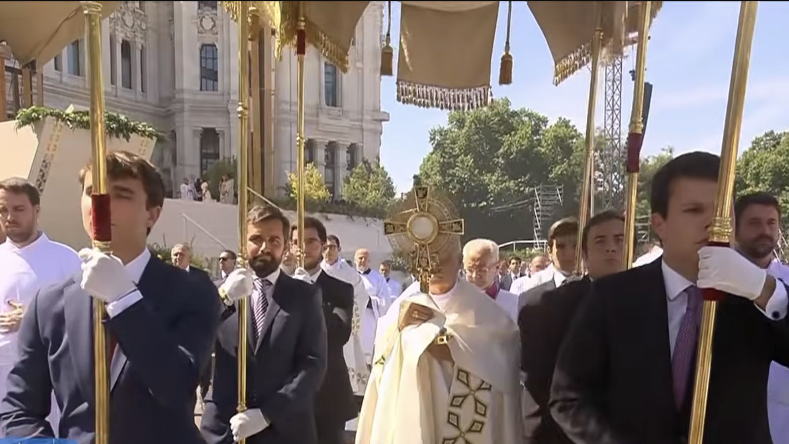 El Papa, con la Custodia