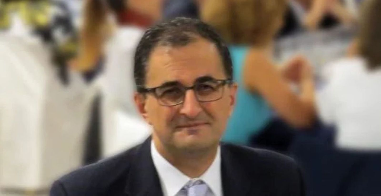 El jesuita Antonio España S.