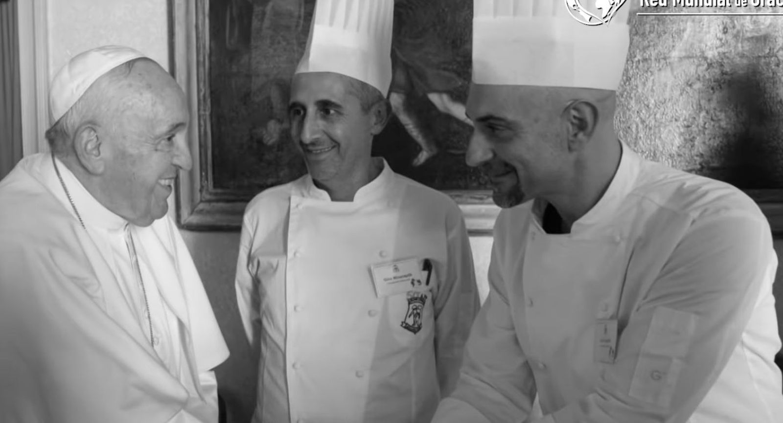 Papa Francisco y cocineros