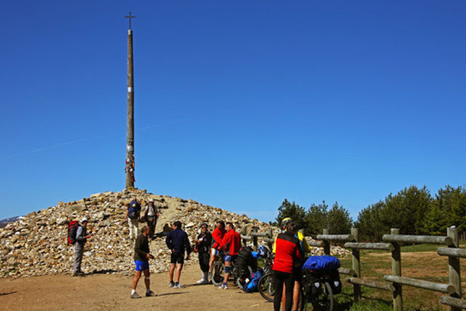 La Cruz de Ferro,  Santa Colomba de Somoza (León)
