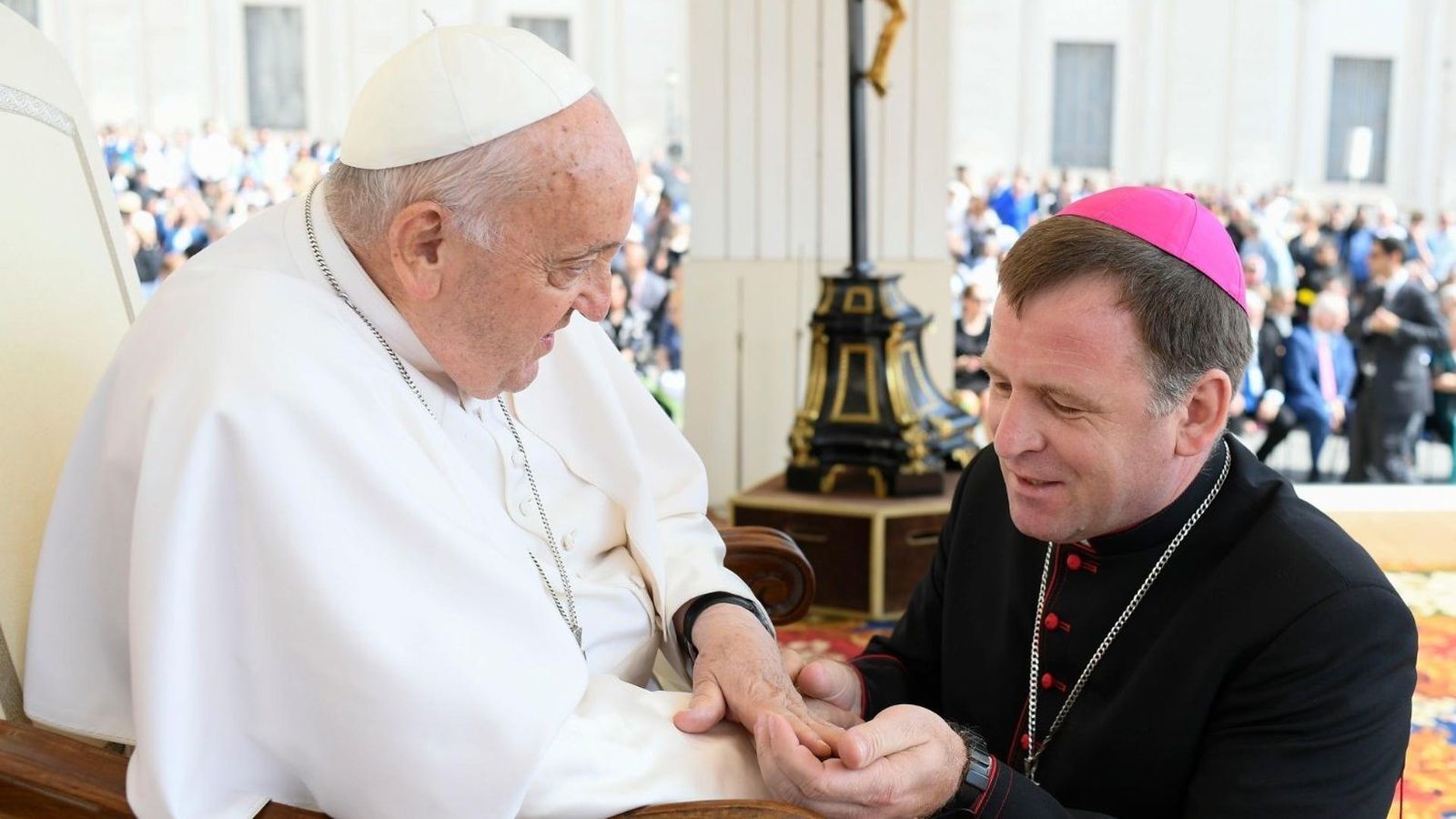 Monseñor Pavlo Honcharuk durante la audiencia general